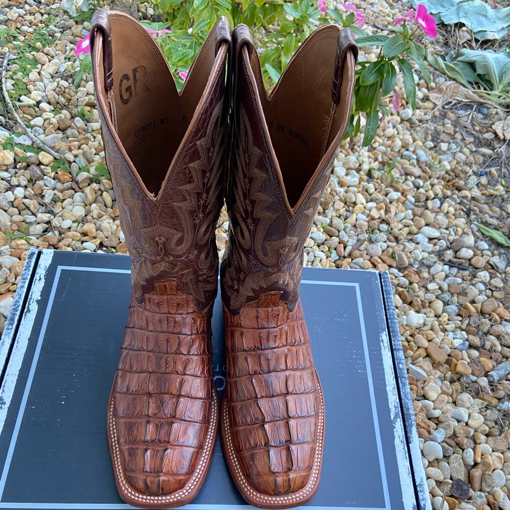 Lucheese exotic boots 8 (2e ) stealll